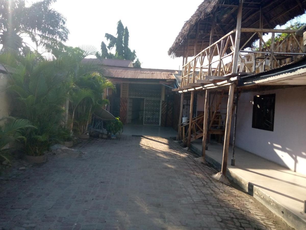 Kicec Bar And Guest House Airport Dar es Salaam Exterior foto